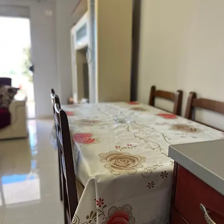 Apartment Dear's *